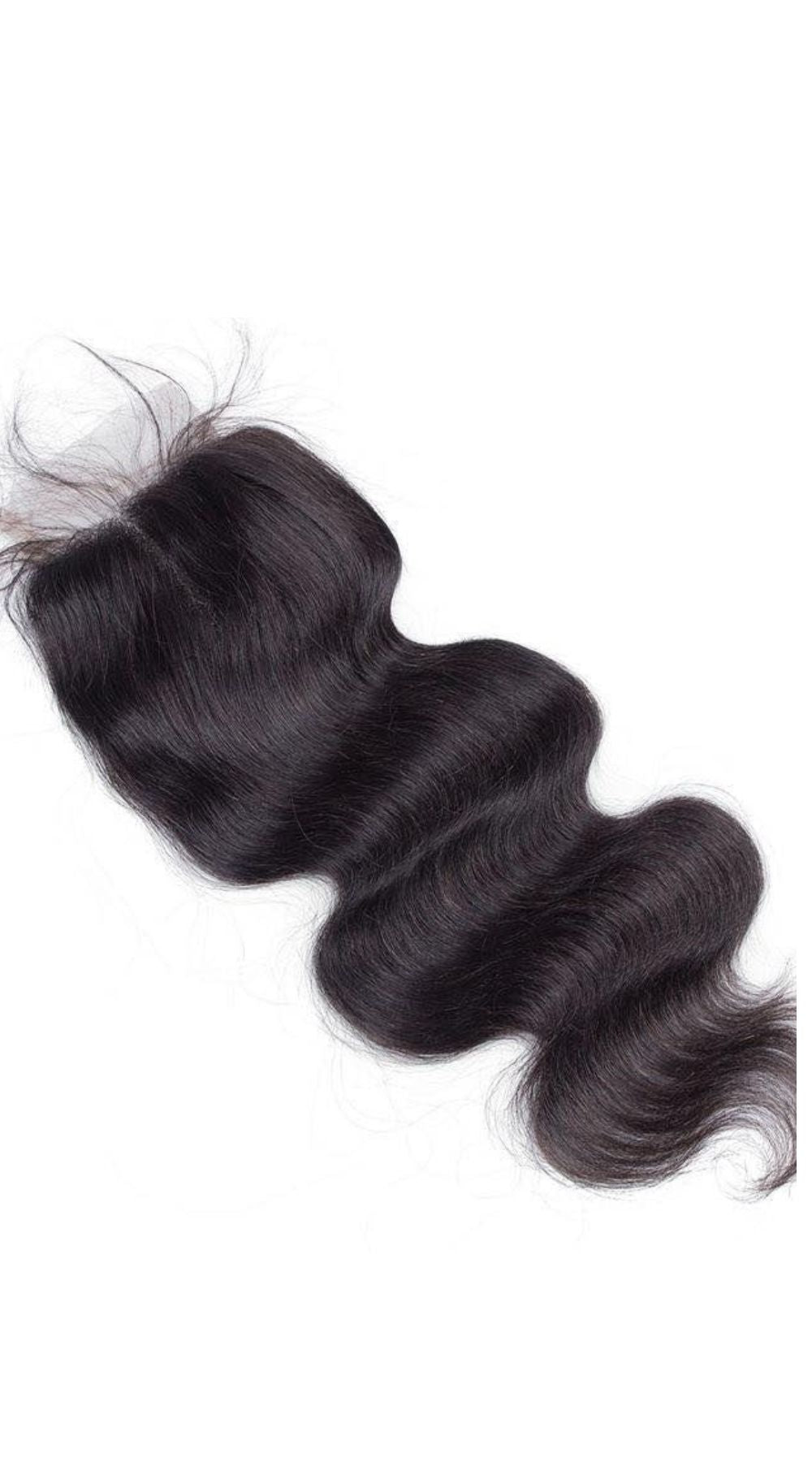 Closure en cheveux bruts indiens ondulés – 100 % raw hair, texture naturelle, non traitée, parfaite pour une finition invisible et soignée."