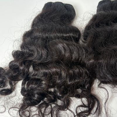 Lot de tissages lisses en cheveux raw – 100% naturels, qualité exceptionnelle, longue tenue.