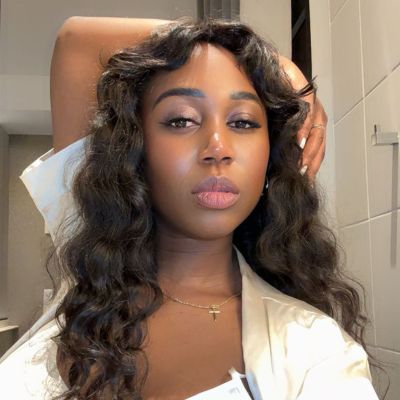 Perruque bouclée curly avec frange en cheveux Raw Indien naturel