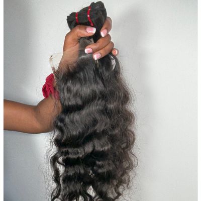 Coffret Signature – 2 Tissages Loose Curly + Closure 4x4 Cheveux Indiens Raw Hair 100% Naturels