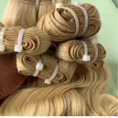 Tissage Raw Hair blond platine 613 de qualité supérieure